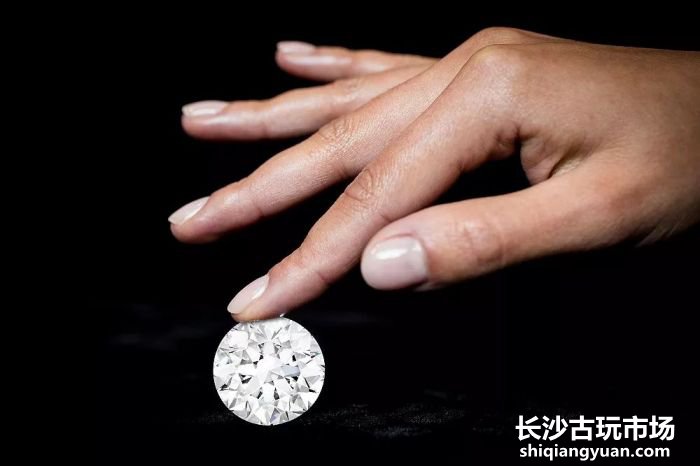 高手是如何挑选“实惠”裸钻的？