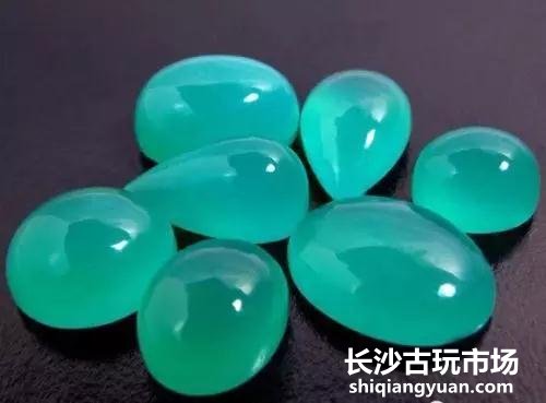 蓝玉髓