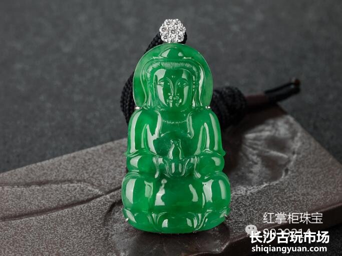 天然翡翠价格多少钱？天然翡翠的价格怎样判断