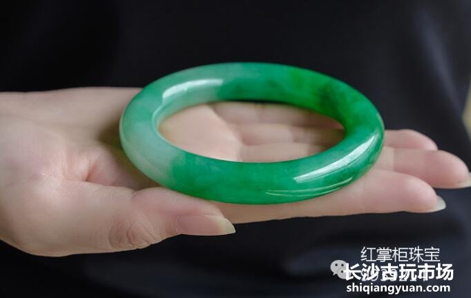 2018年翡翠价格行情总结，2019年翡翠价格走势分析